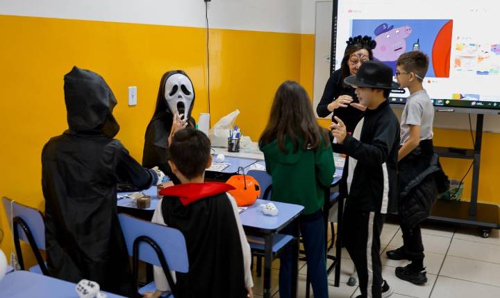 Celef da Prefeitura de São Caetano celebra o Halloween com atividades culturais e aprendizado em inglês