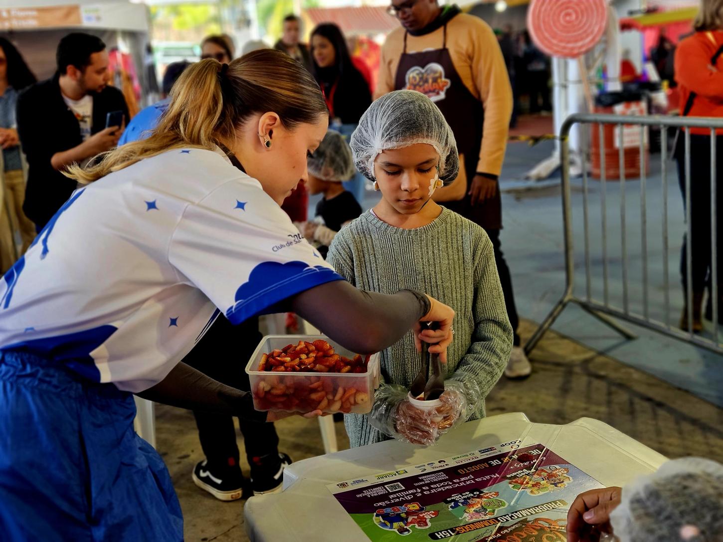 Festival do Chocolate de Ribeirão Pires promove oficina de Panqueca Americana para crianças com Lucas, finalista do MasterChef Júnior