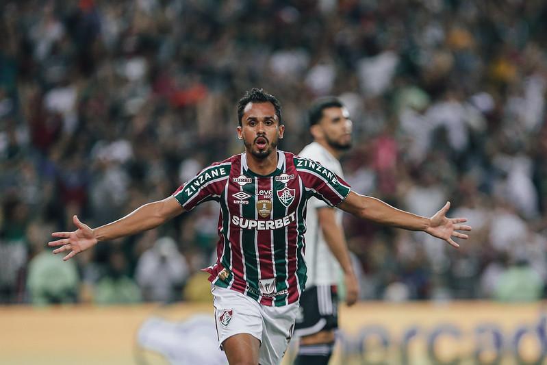 Na superação, Fluminense vence o Galo no Maracanã