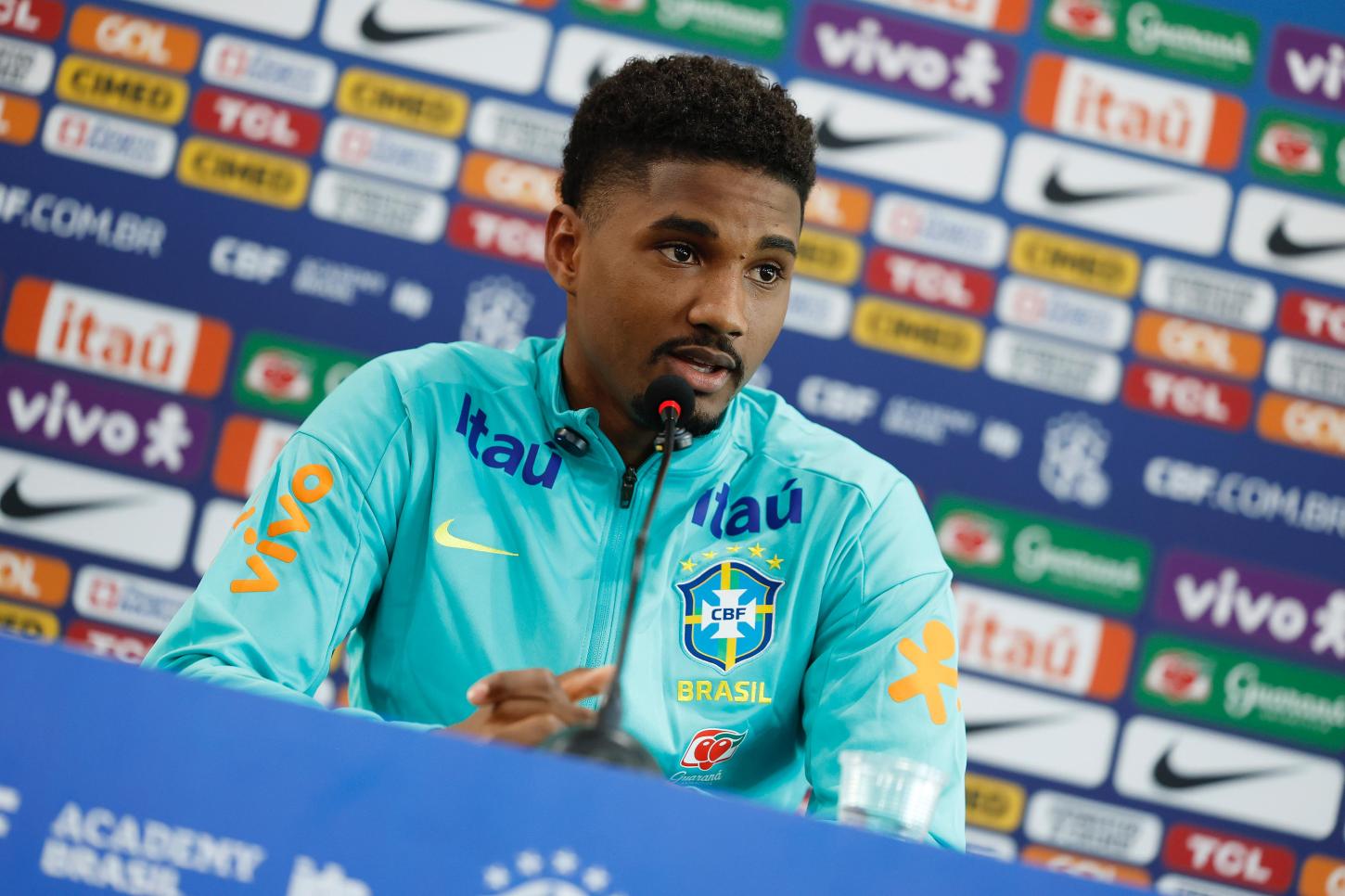Abner comemora o bom momento da seleção