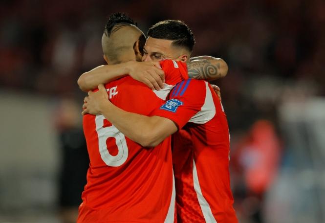 Chile vence a Venezuela e volta a respirar nas Eliminatórias