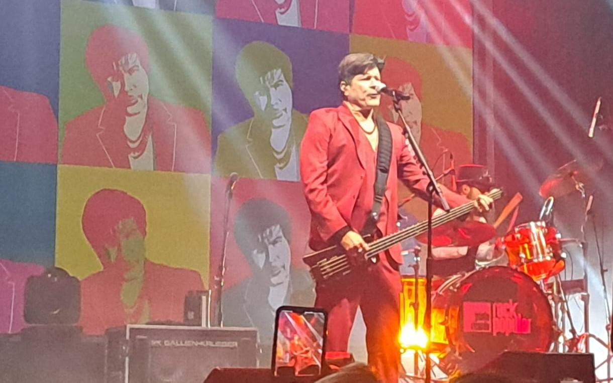 Com uma bela apresentação, Paulo Ricardo levanta o público de São Caetano no Multiplan Hall 