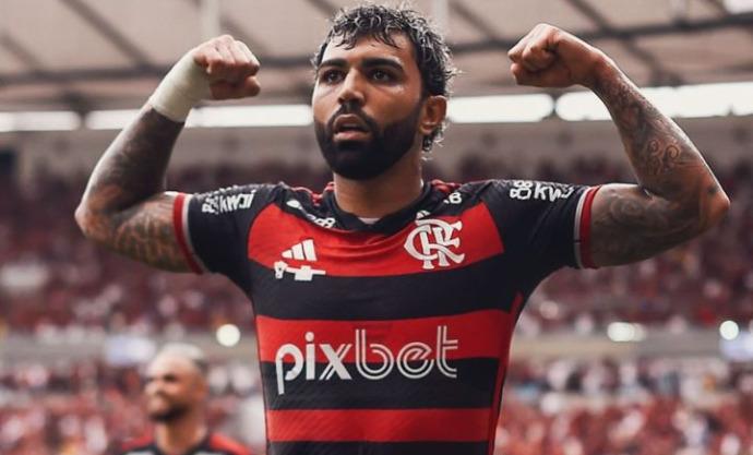 Flamengo vence em tarde inspirada de Gabigol