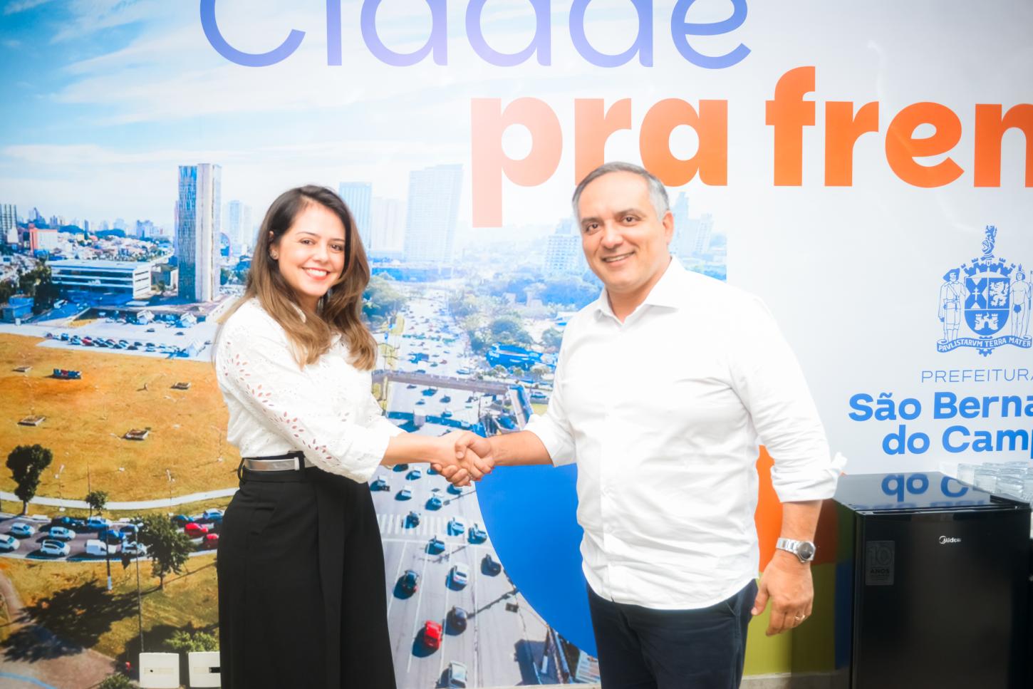 Prefeito Marcelo Lima escolhe Priscilla Simonato como diretora da Faculdade de Direito de São Bernardo