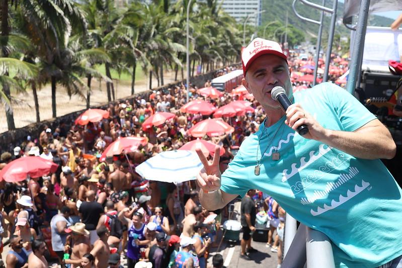 Com Chora Me Liga e outros 44 cortejos, fim de semana pré-carnaval leva cerca de 300 mil foliões às ruas da cidade