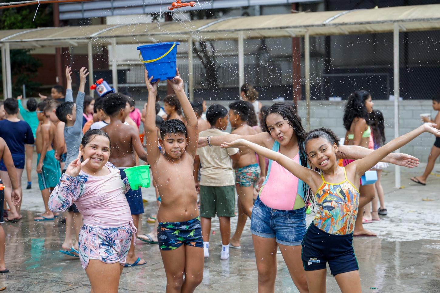 Escolas de São Caetano fazem atividades com água para driblar onda de calor