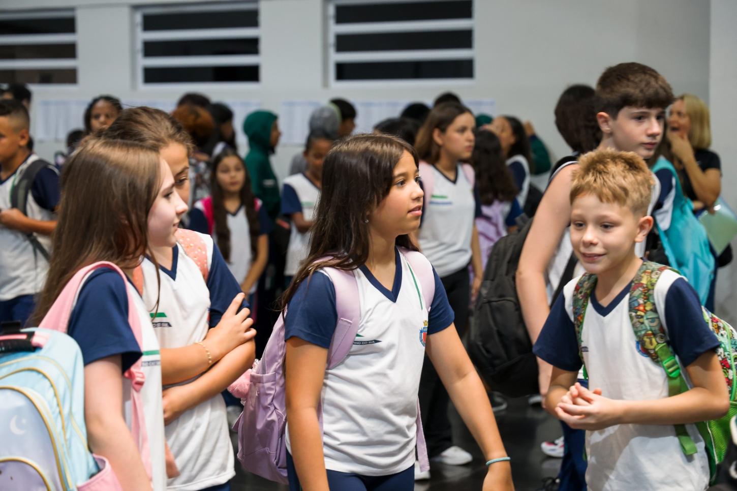 Escolas de São Caetano observam melhora do ambiente escolar sem celulares