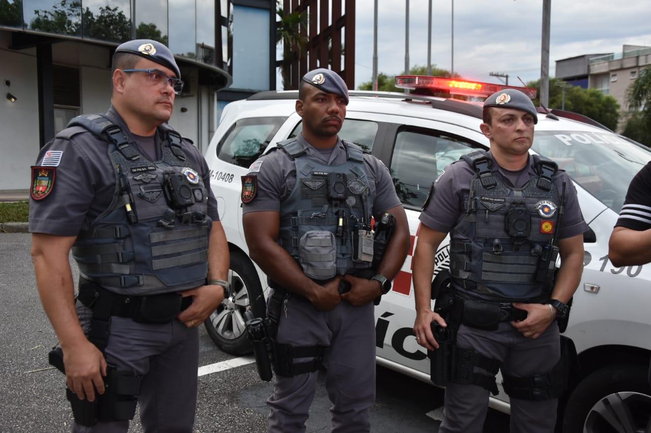 GCM de Santo André e PM recuperam dois carros com auxílio do COI