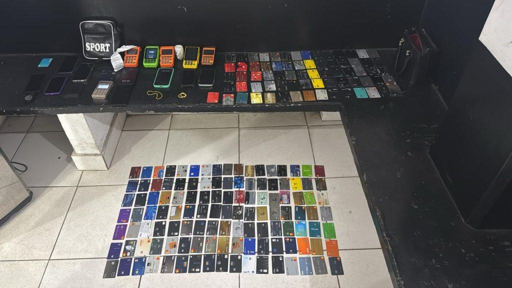 Polícia Civil de SP desmantela quadrilha de estelionatários durante bloco de pré-Carnaval