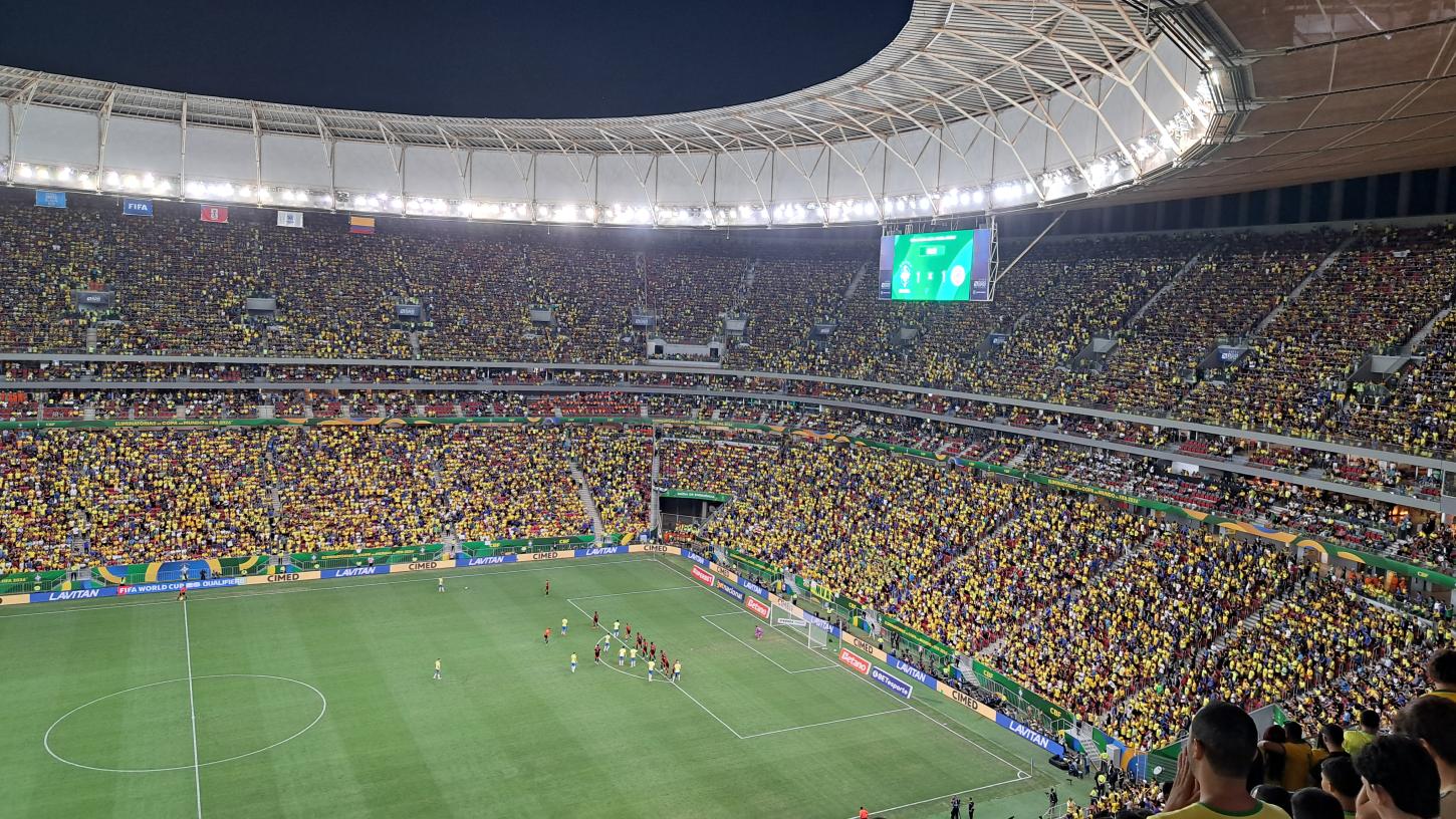 Brasil 2x1 Colômbia - Vitória com jeito de novos tempos