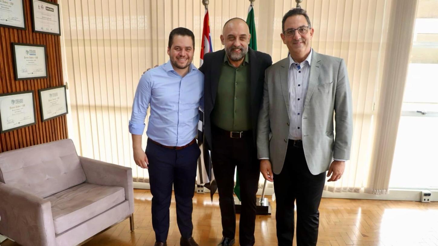 Gilvan recebe superintendente do Iphan, que confirma R$ 12,5 milhões para a Vila de Paranapiacaba