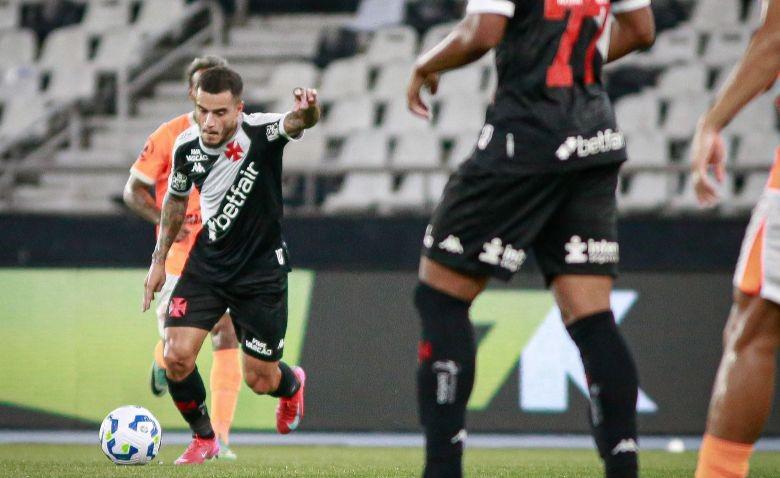Sem dificuldades, Vasco avança na Copa do Brasil
