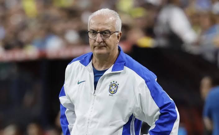 Corinthians e Dorival Junior avançam em negociações