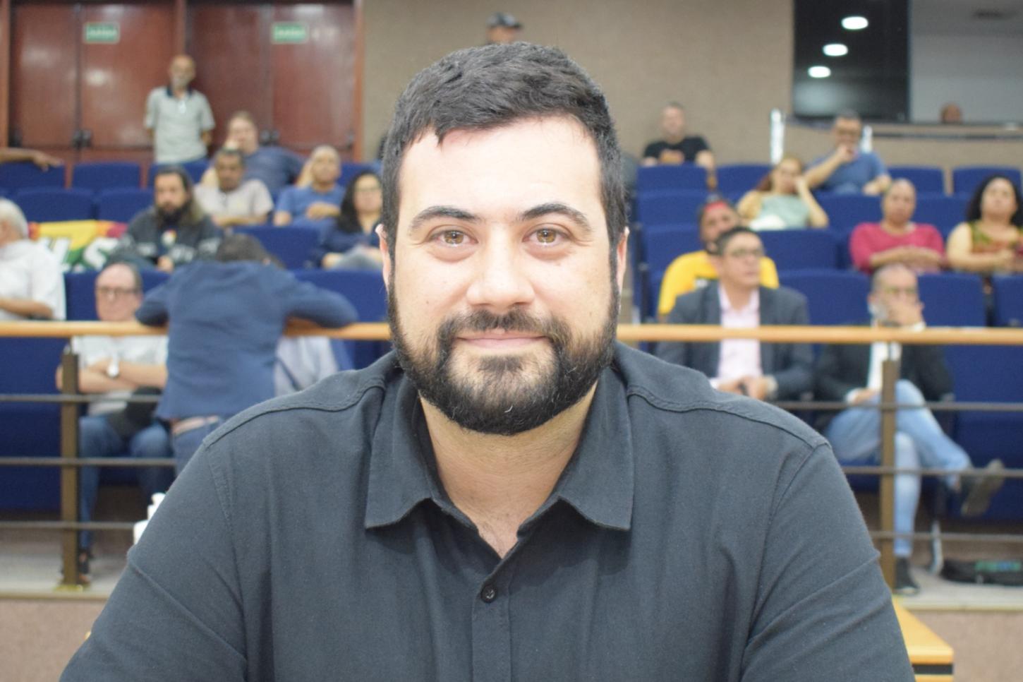 César Oliva propõe folga por mérito para GCM de São Caetano