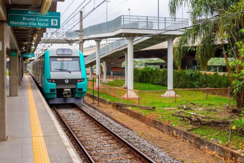 Governo de SP assina aditivo para investir R$ 1 bilhão na modernização das linhas 8-Diamante e 9-Esmeralda