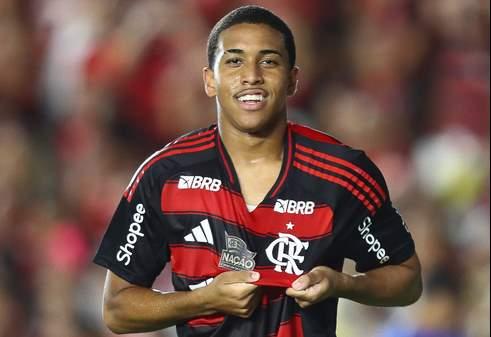 Jovem de apenas dezessete anos dá vitória ao Flamengo