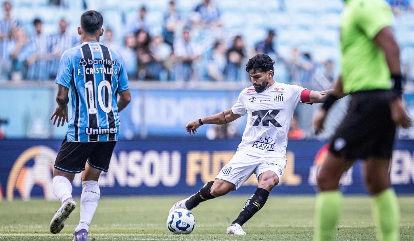 Santos perde mais uma e segue na zona de rebaixamento