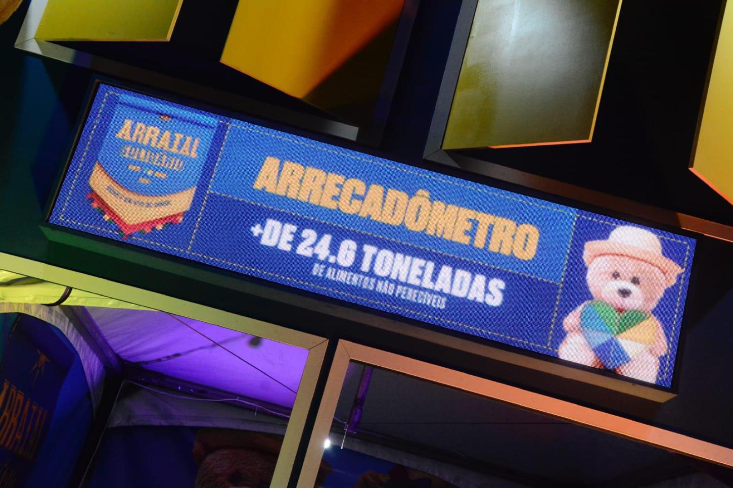 Gilvan celebra arrecadação histórica de 25 toneladas de alimentos no Arraial Solidário de Santo André