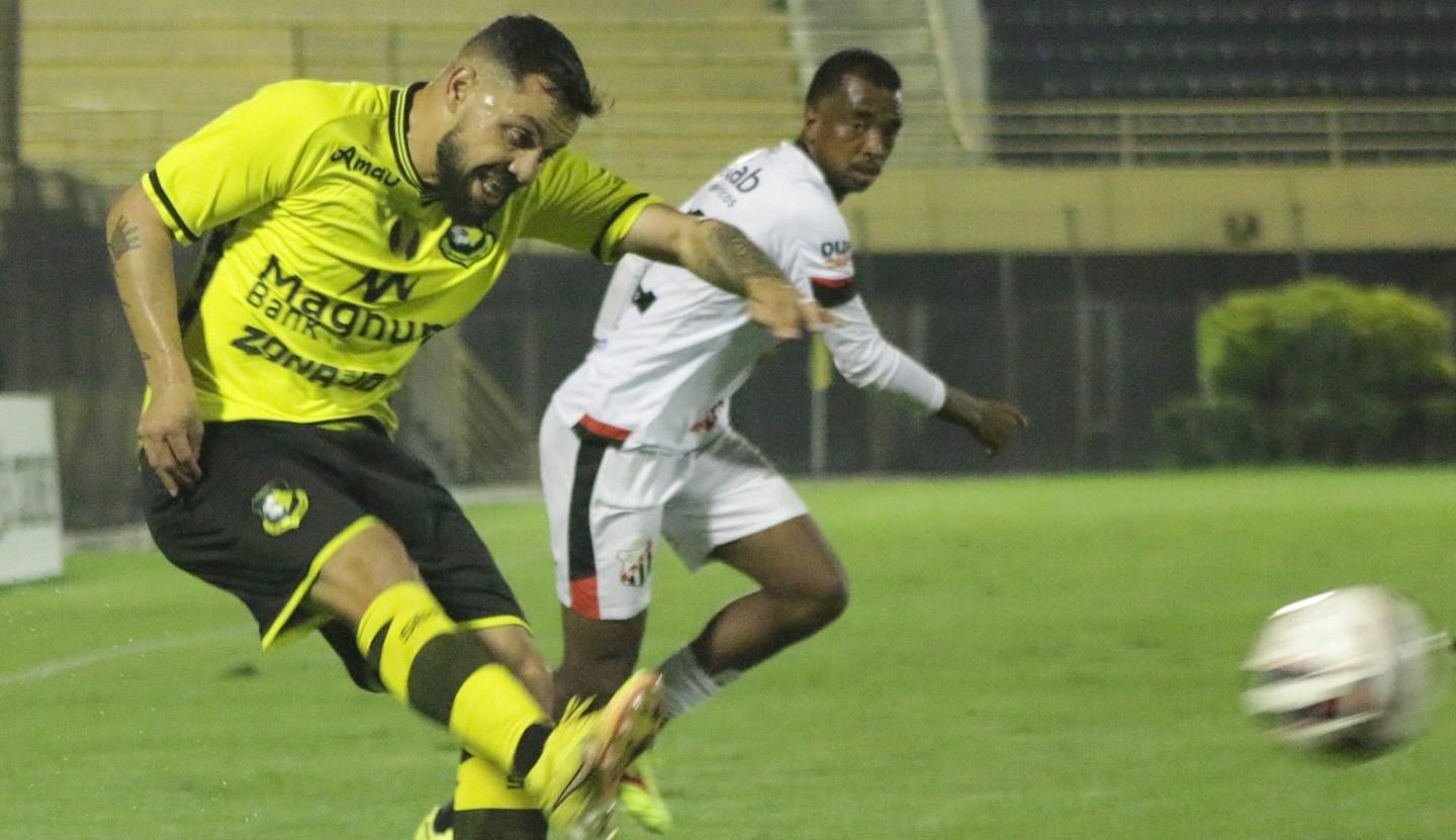 São Bernardo vence em casa e retorna ao G8