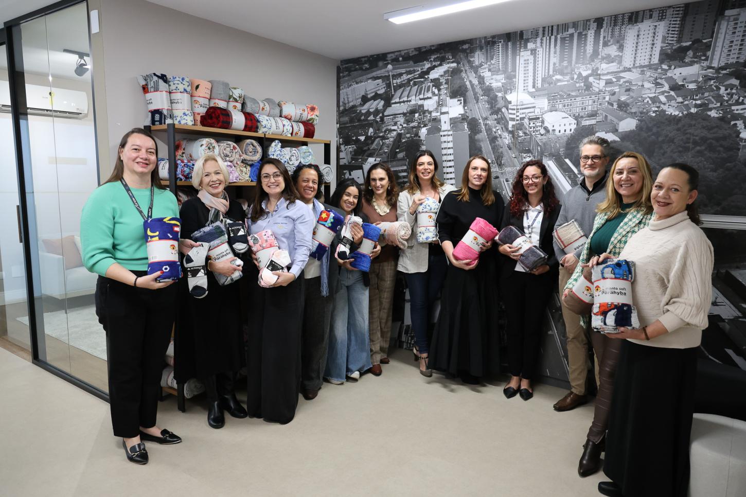 Fundo Social de São Caetano recebe doações da GM para a Campanha do Agasalho
