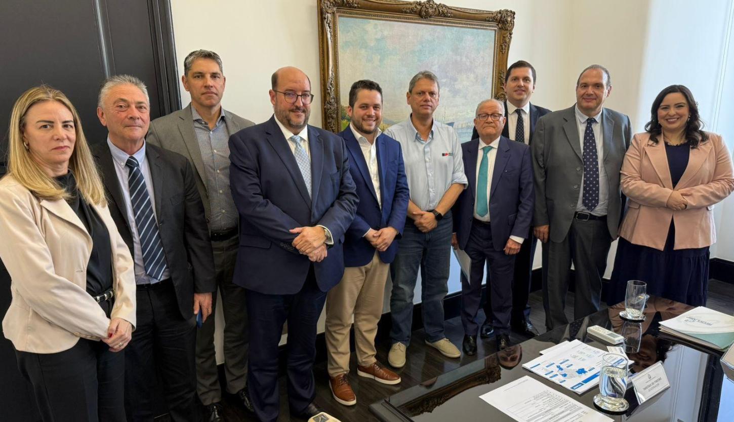Gilvan leva a Tarcísio demandas da indústria de pneus e reforça defesa da produção nacional