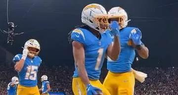 Chargers vencem Chiefs na Neo Química por 27 a 21