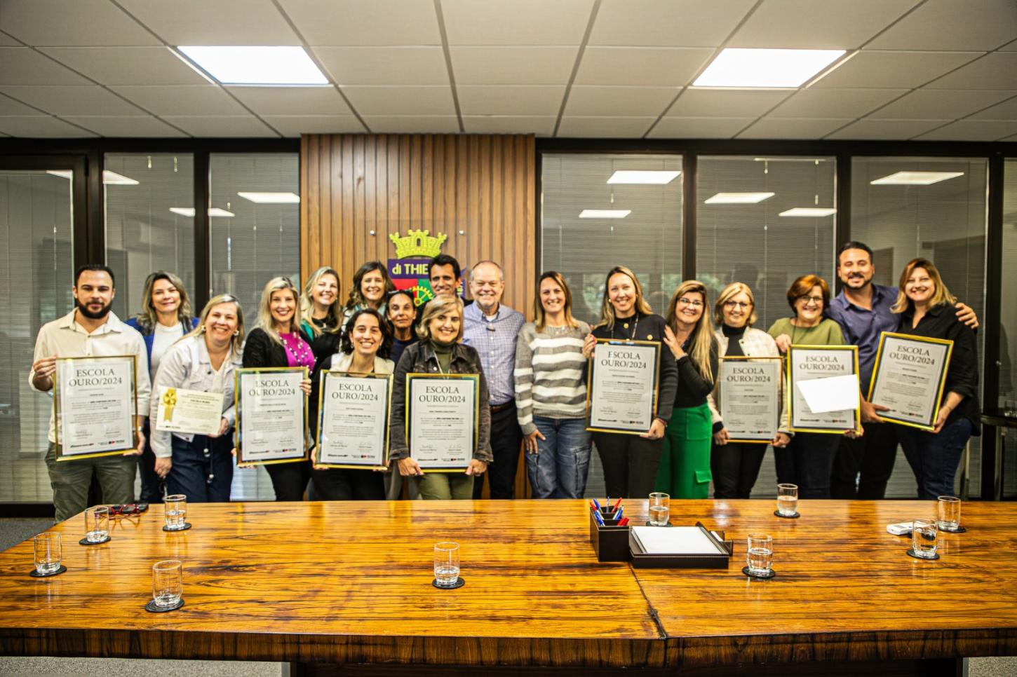 Prefeitura de São Caetano homenageia escolas premiadas no Prêmio Excelência Educacional Saresp 2024