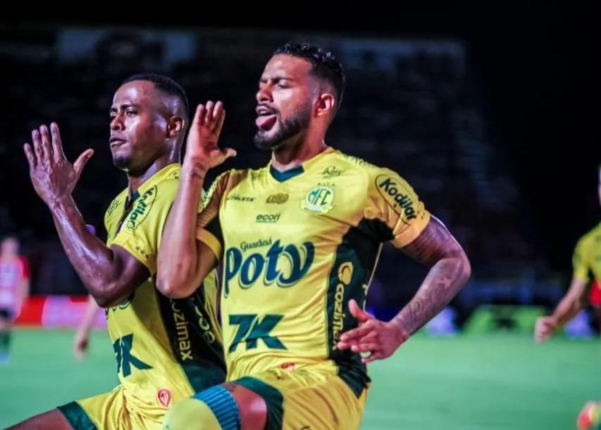 Mirassol vence o São Paulo por 3 a 0 no Brasileirão