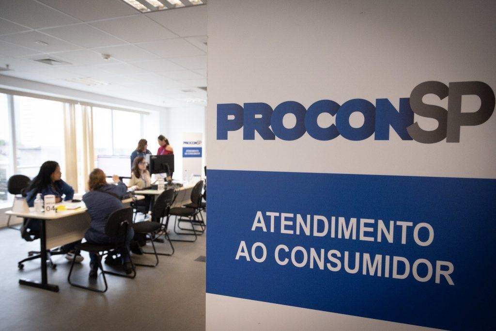 Procon-SP lança pesquisa para entender comportamento do consumidor na Black Friday