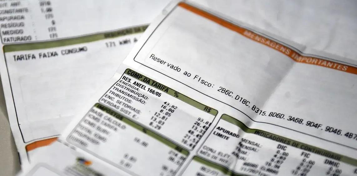 Aneel mantém bandeira vermelha 1 na conta de luz em novembro