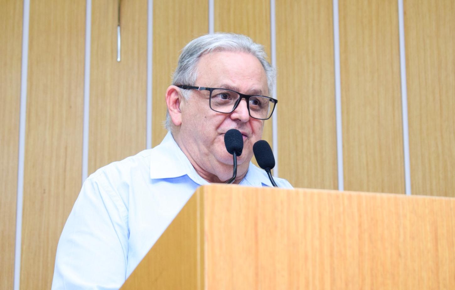 Doutor Seraphim destaca importância da Proclamação da República em discurso na Câmara de São Caetano