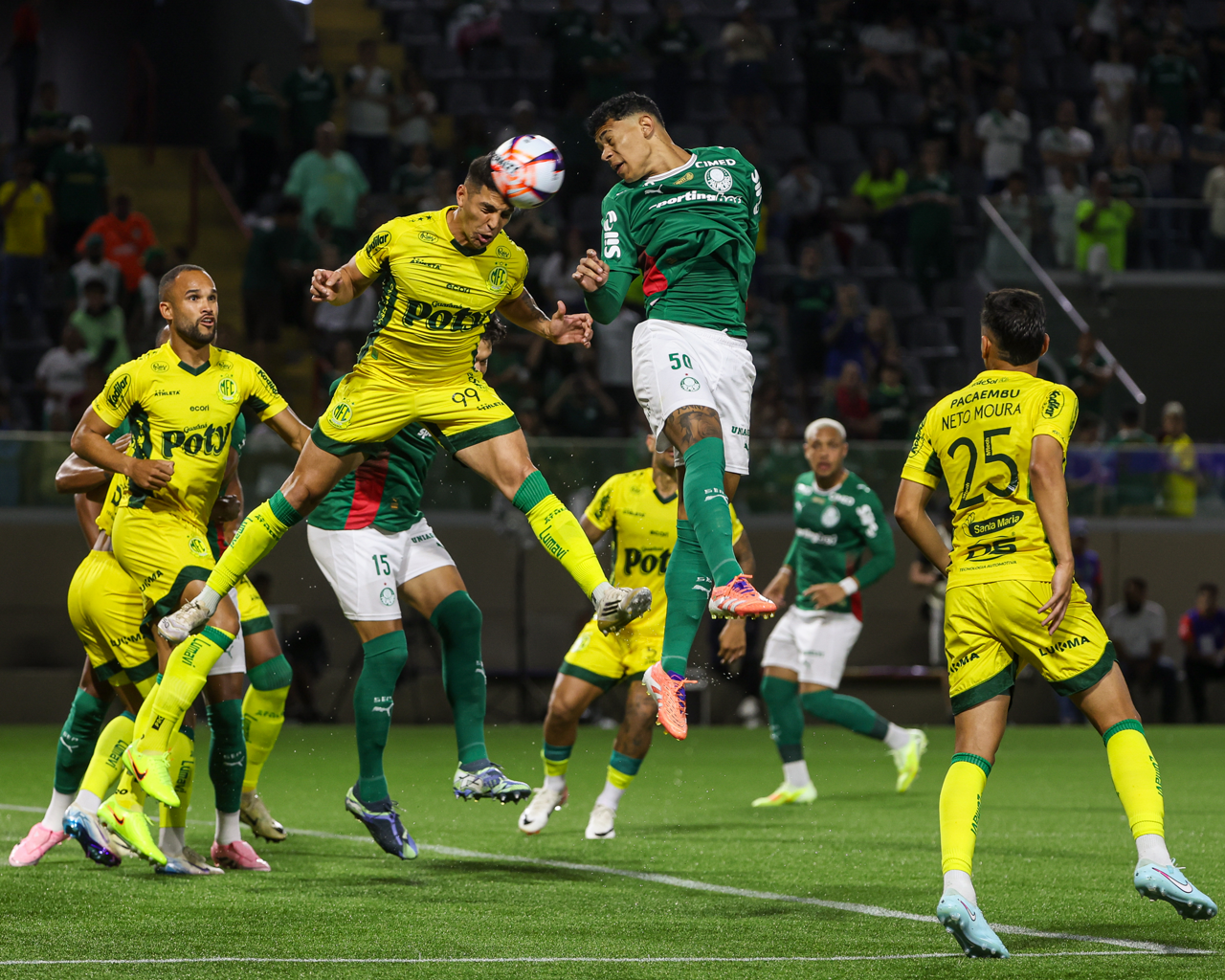 Palmeiras vence o Mirassol em Barueri