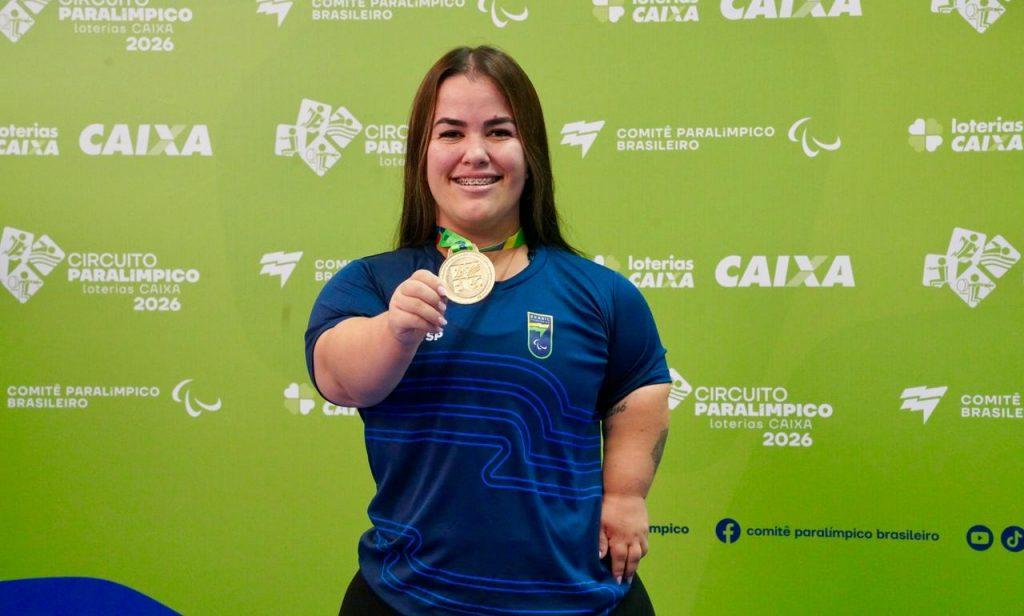 Bicampeã paralímpica de halterofilismo, Mariana D’Andrea inicia temporada 2026 com vitória