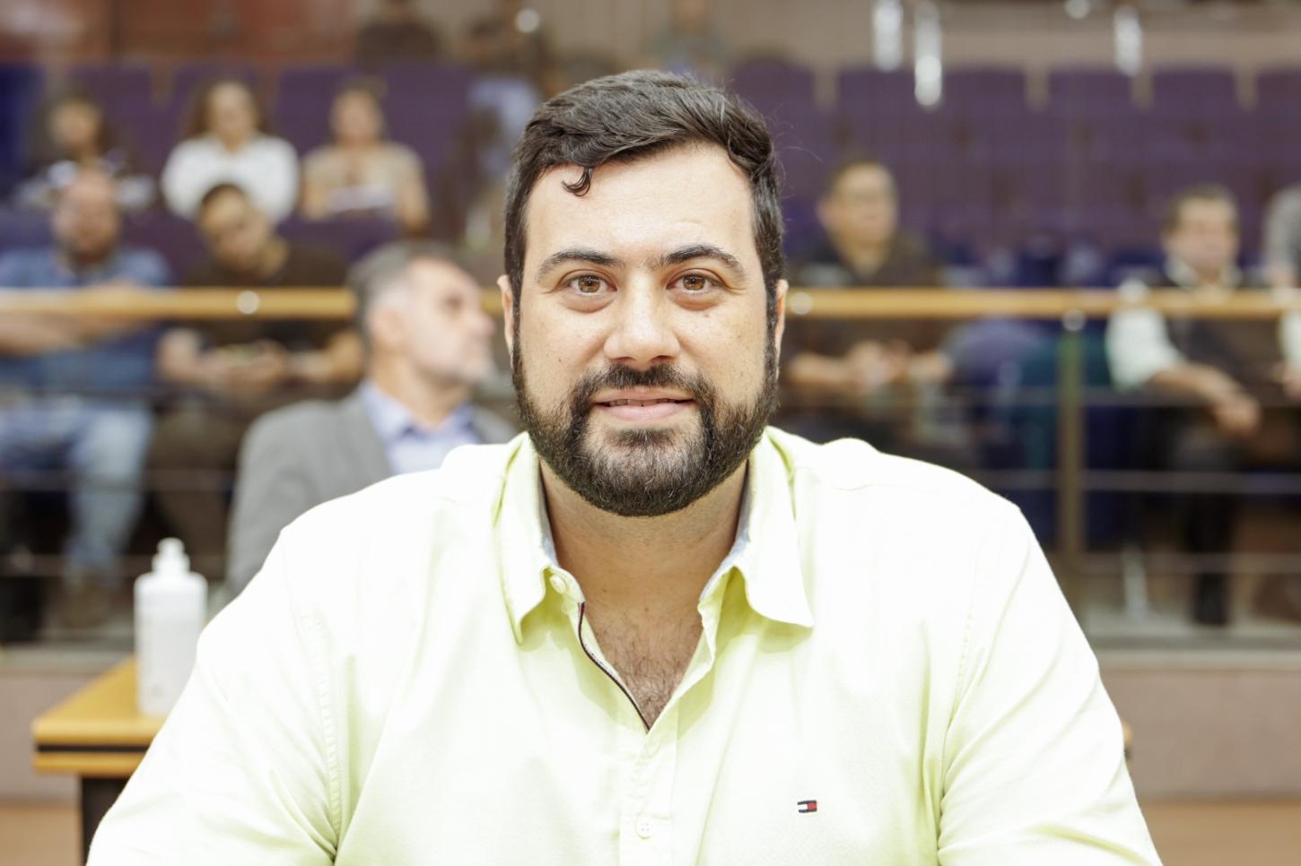 César Oliva propõe lei para ampliar acessibilidade cultural em São Caetano