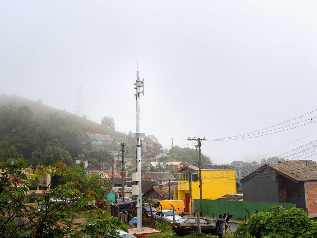 Governo de São Paulo entrega sirene de alerta para área de risco em Campos do Jordão