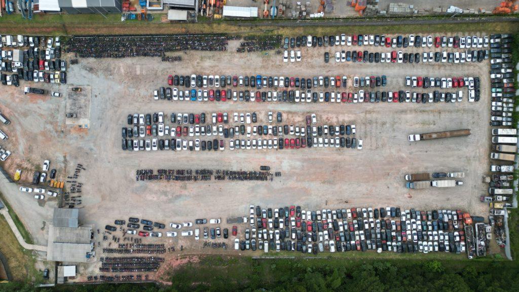 Leilões do Detran-SP abrem oportunidade de trabalho que pode render até R$ 20 mil