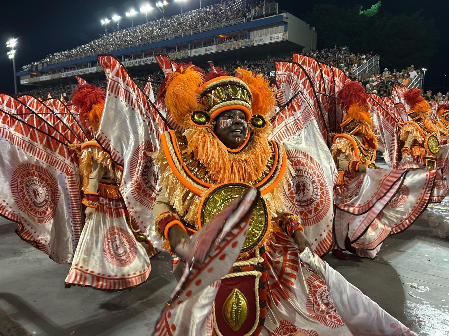 Mocidade Alegre aposta na força de Léa Garcia para buscar o 12º título no Carnaval 2026