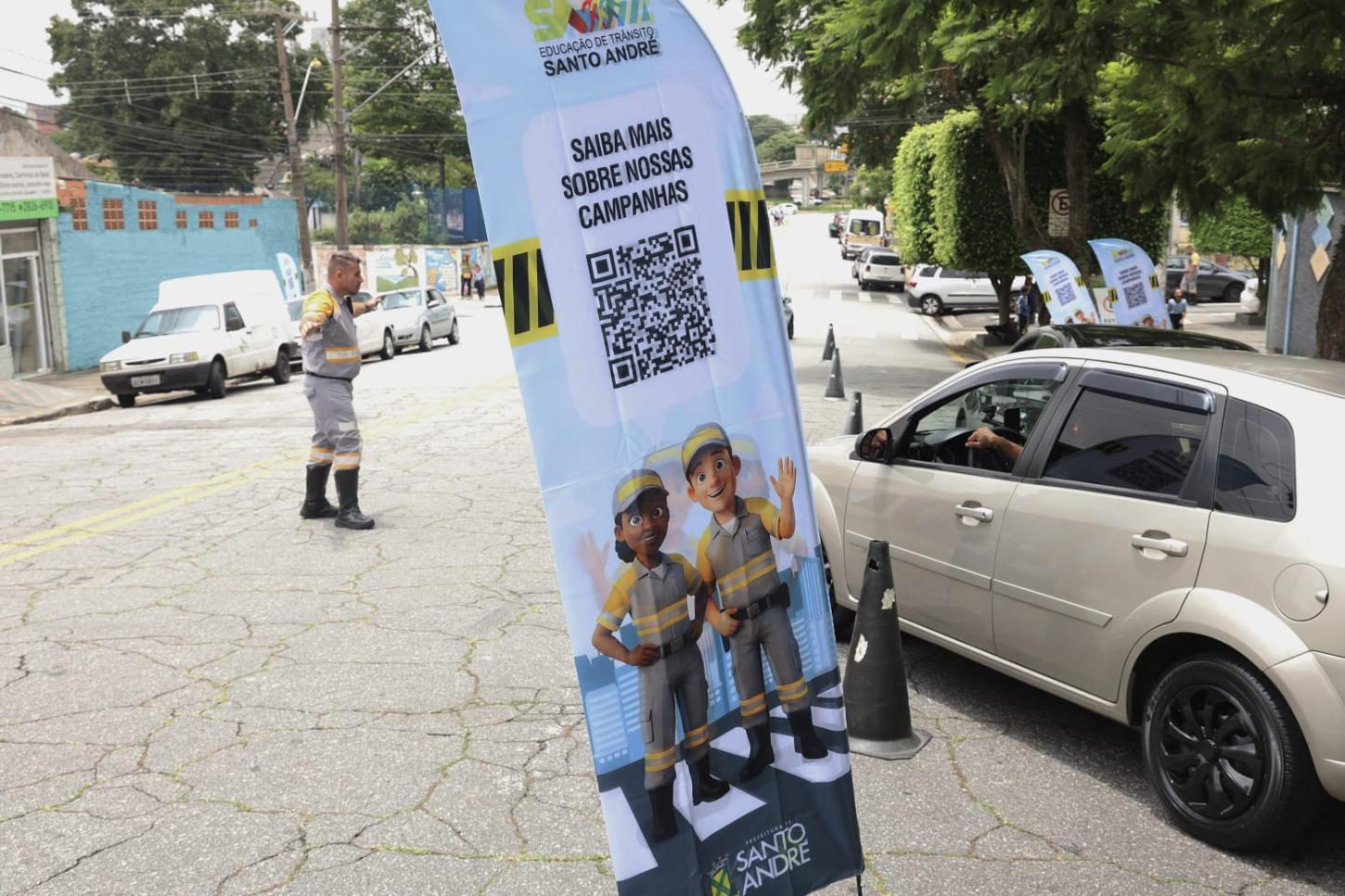 Operação Volta às Aulas em Santo André retorna com orientação para motoristas e pedestres