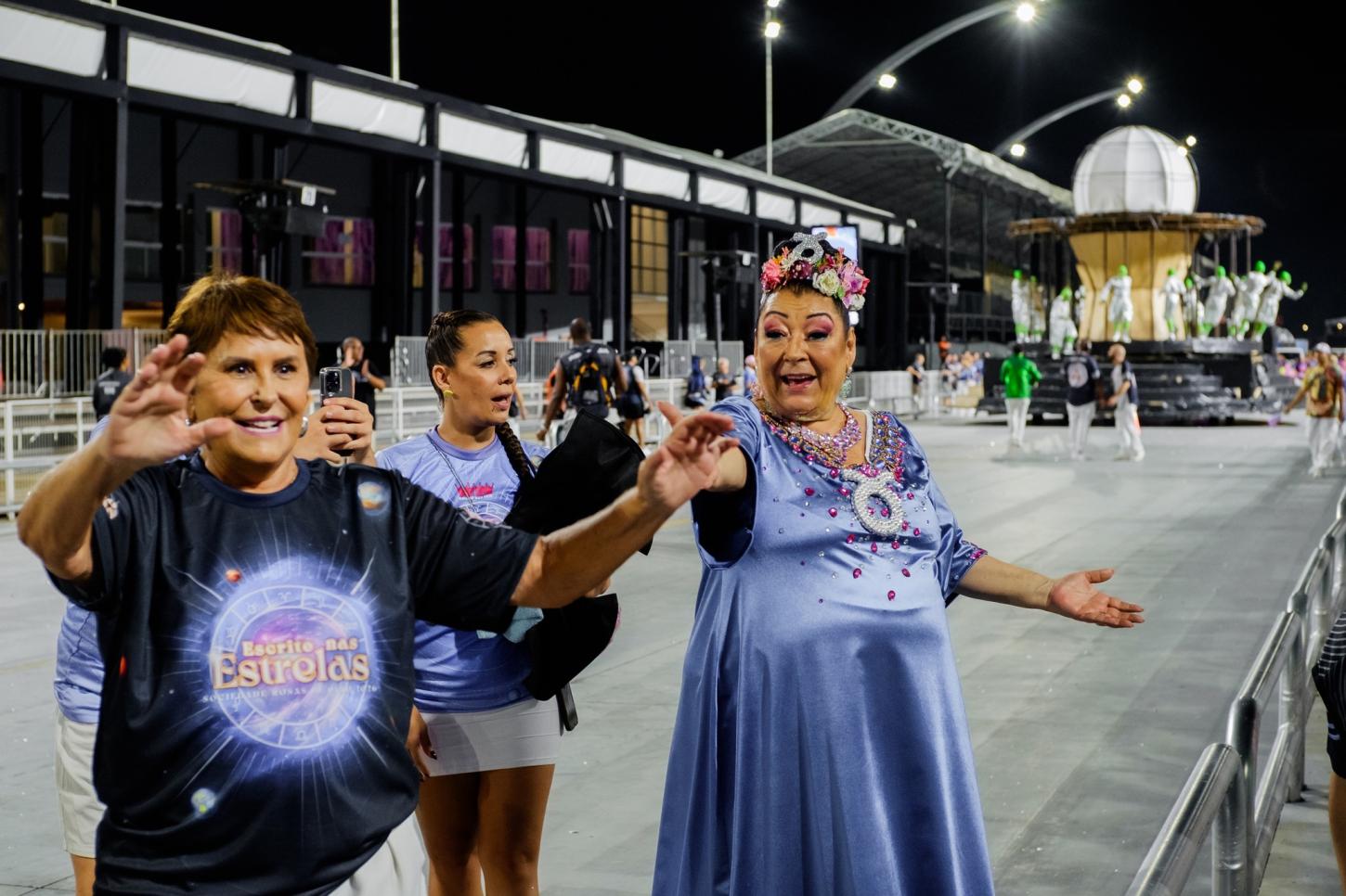 Rosas de Ouro busca o bicampeonato no Anhembi com enredo sobre os mistérios do cosmos