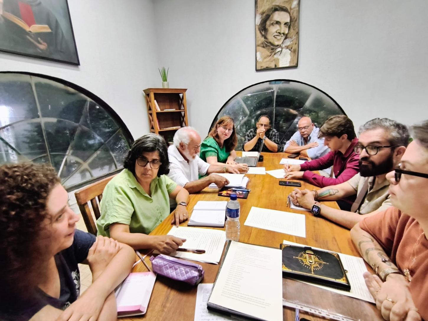 Academia de Letras de Ribeirão Pires realiza primeira reunião na sede própria