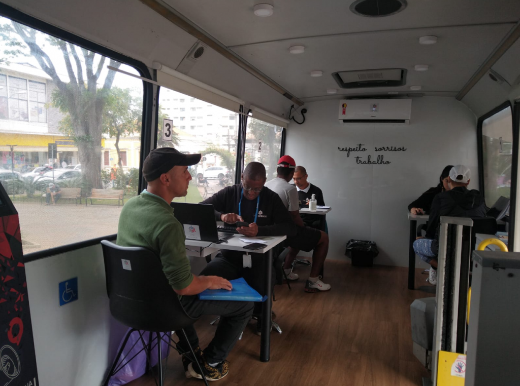 Cidadania Itinerante oferece serviços gratuitos em seis cidades do estado de SP