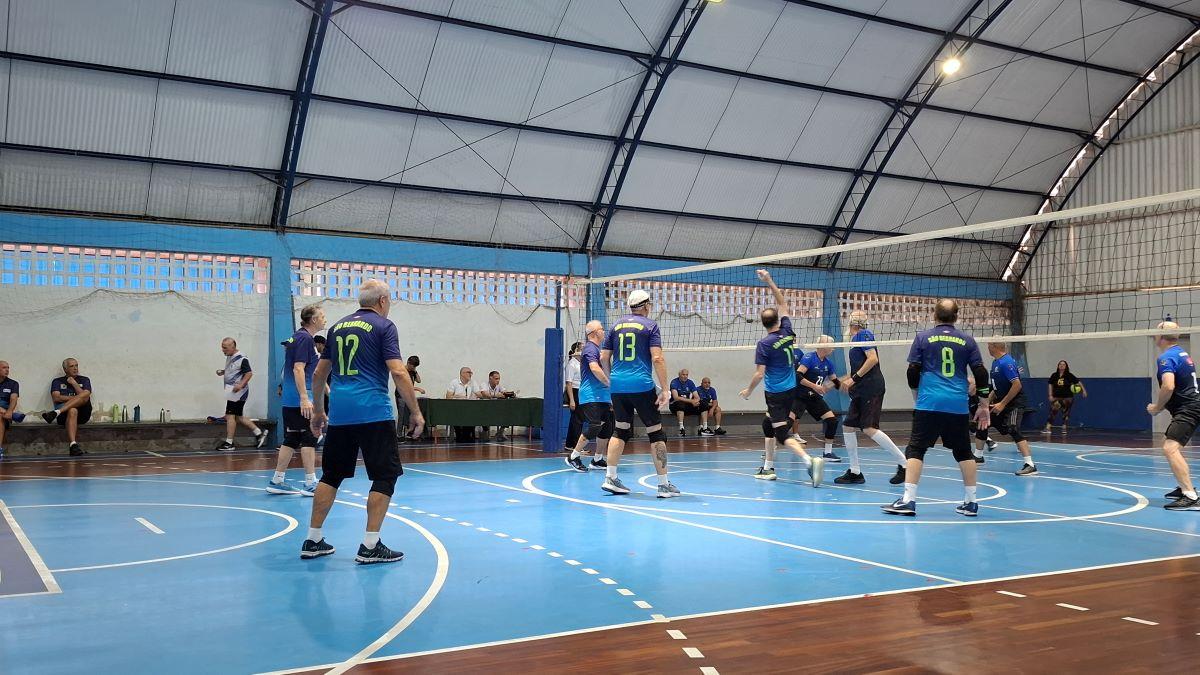 Delegação de São Bernardo conquista cinco medalhas na abertura dos Jogos da Terceira Idade em Santo André
