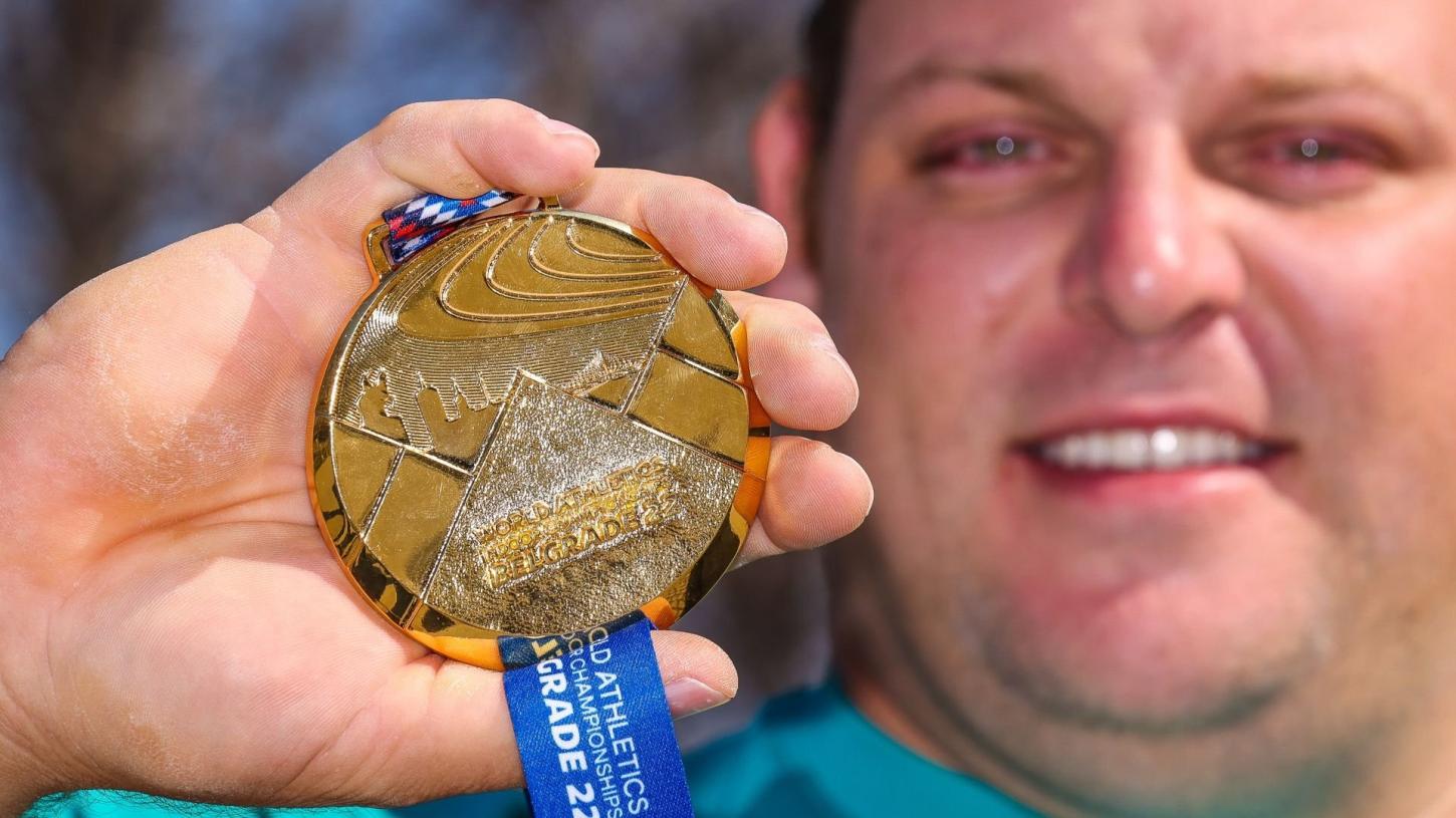 Em 41 anos de história, Brasil tem 17 medalhas, 5 de ouro, e 4 campeões do Mundial Indoor