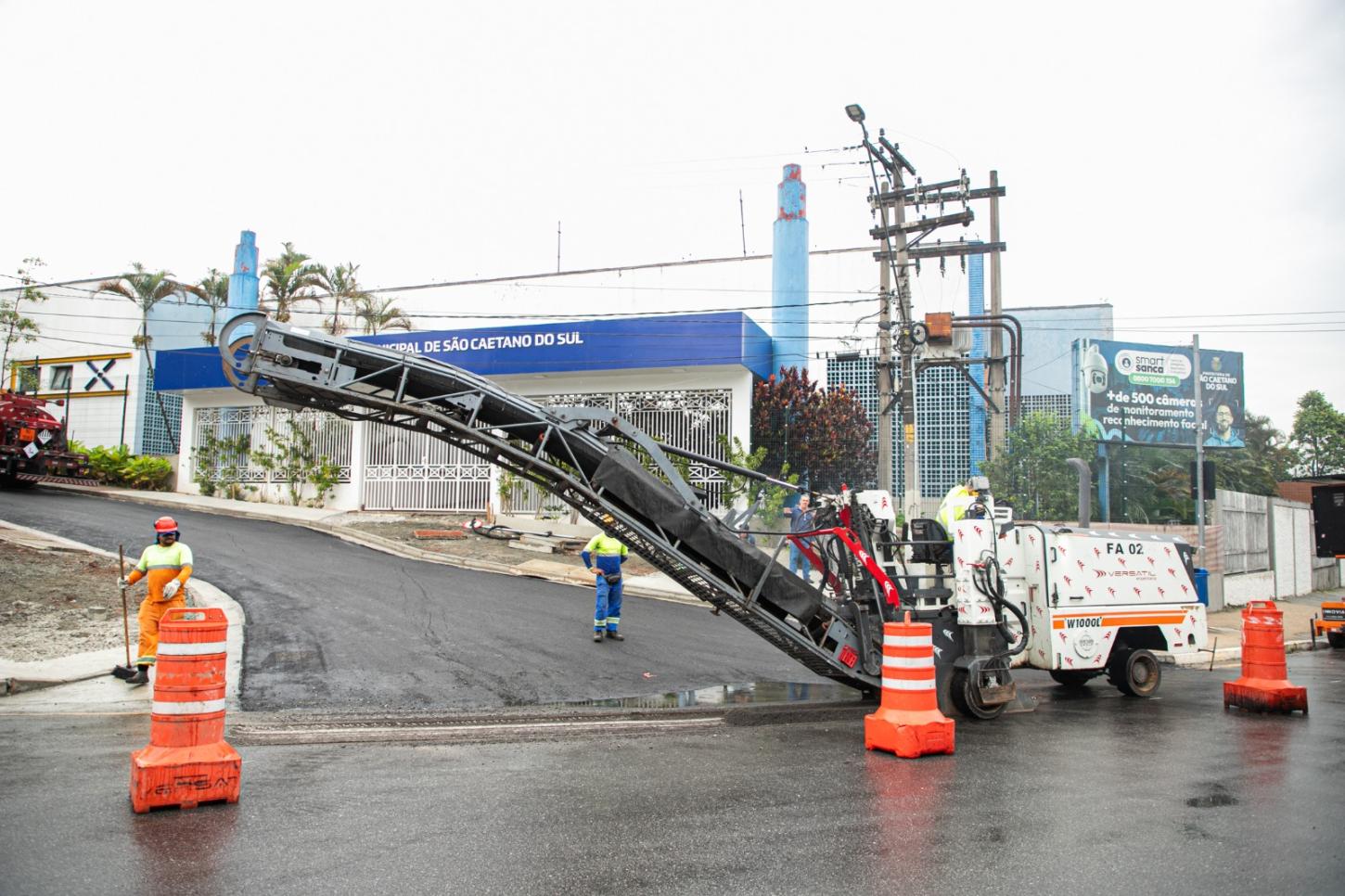Pavimentação da Rua Eduardo Prado entra em fase final para liberação de veículos em São Caetano
