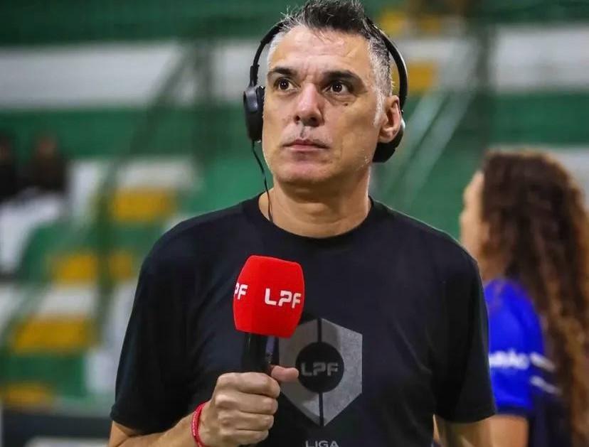 Trajetória de Gilberto Santos completa duas décadas de protagonismo no futsal brasileiro