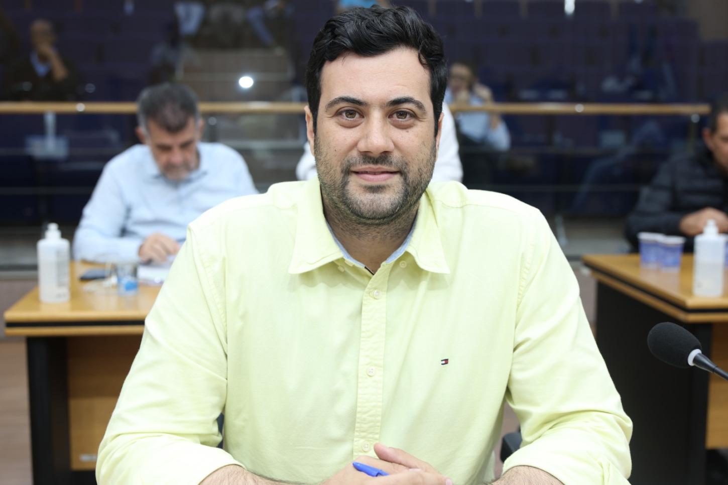 César Oliva propõe programa de prevenção ao feminicídio nas escolas de São Caetano