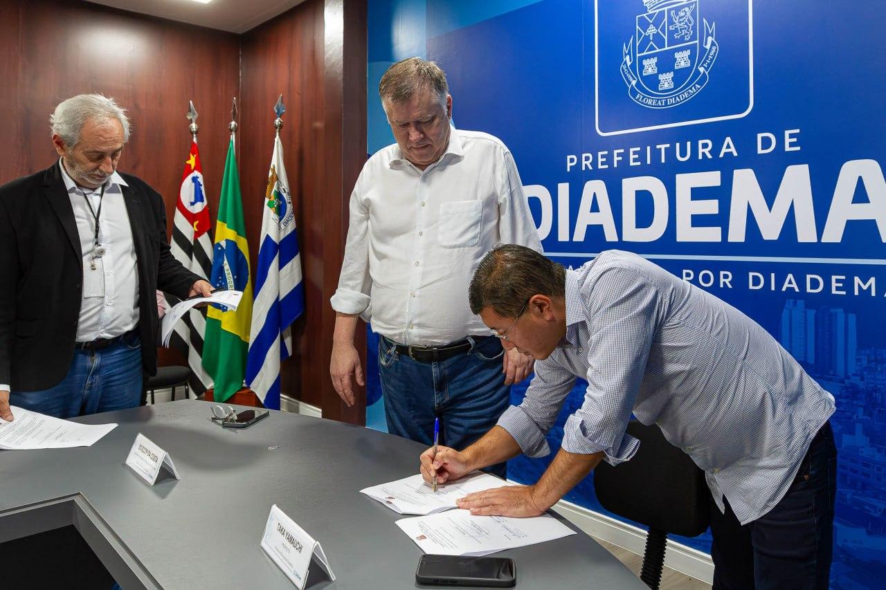 Diadema e Governo do Estado firmam parceria para ampliar empregabilidade de pessoas com deficiência