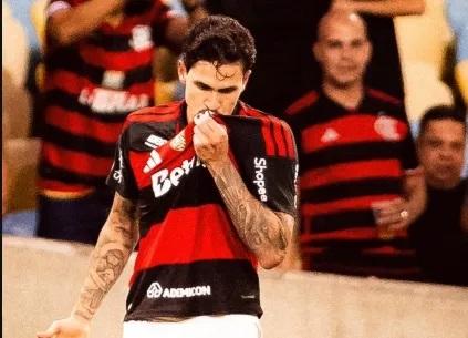 Flamengo consegue vantagem mínima na primeira partida da Copa do Brasil