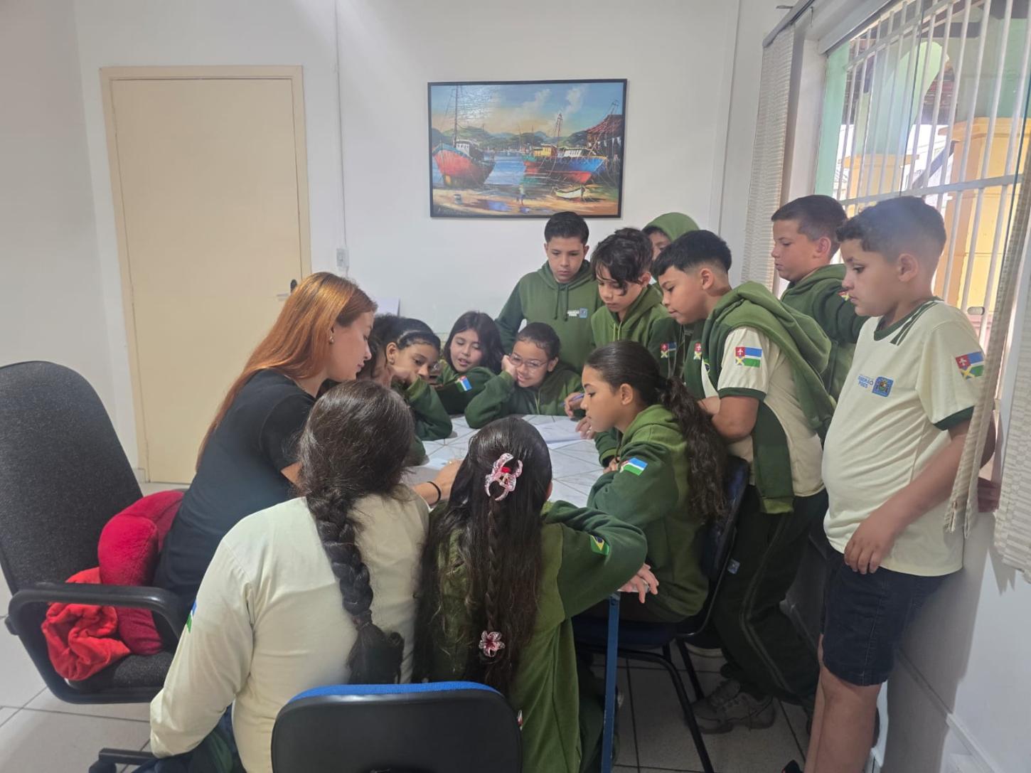 Grêmio Estudantil de Ribeirão Pires promove reciclagem e protagonismo no Jardim Serrano