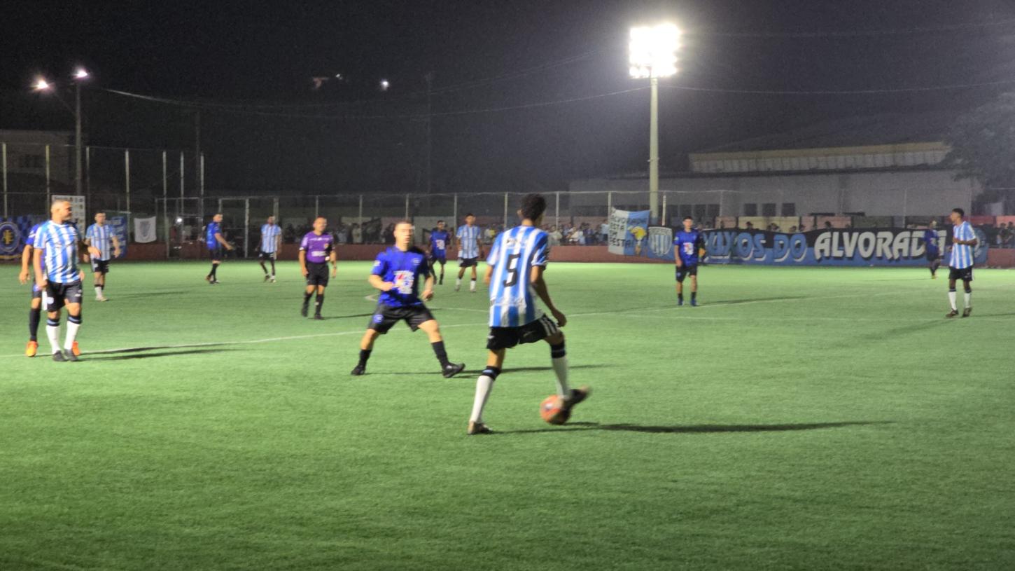 Oitavas de final da Liga Ribeirãopirense de Futebol Amador definem os oito classificados